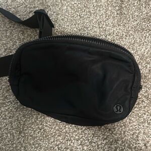 All black lululemon belt bag